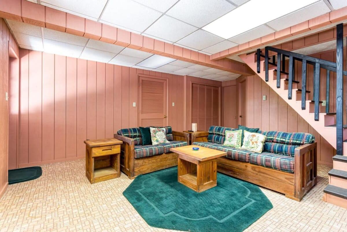 Hot Tub, Large Deck, Wifi, Fire Pit At Chalet Cabin Morton Grove Exterior foto